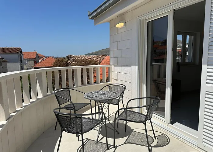 Dante 3* Trogir