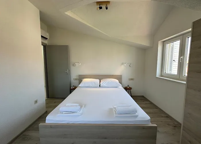 Pensjonat Dante Trogir
