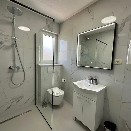 Pensión Dante Trogir