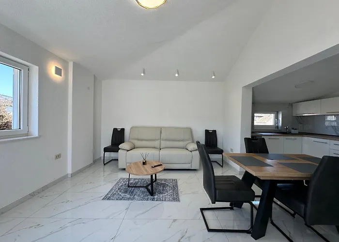 Dante 3* Trogir