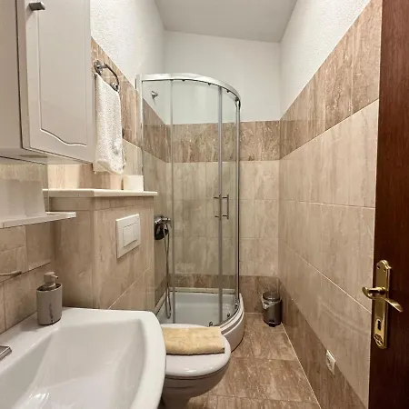 Guest house Dante 3*
