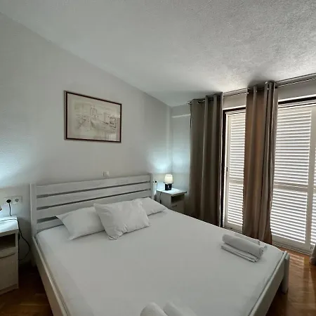 Dante Guest house