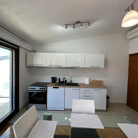 Dante Guest house